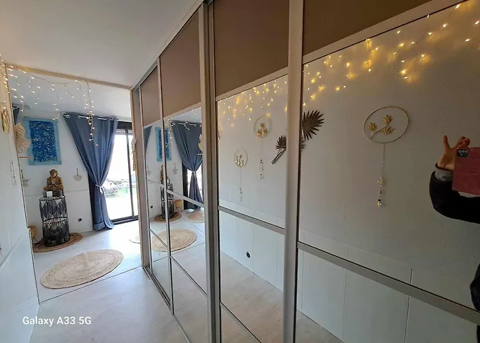 منزل للإقامة Terrasse Fréjus